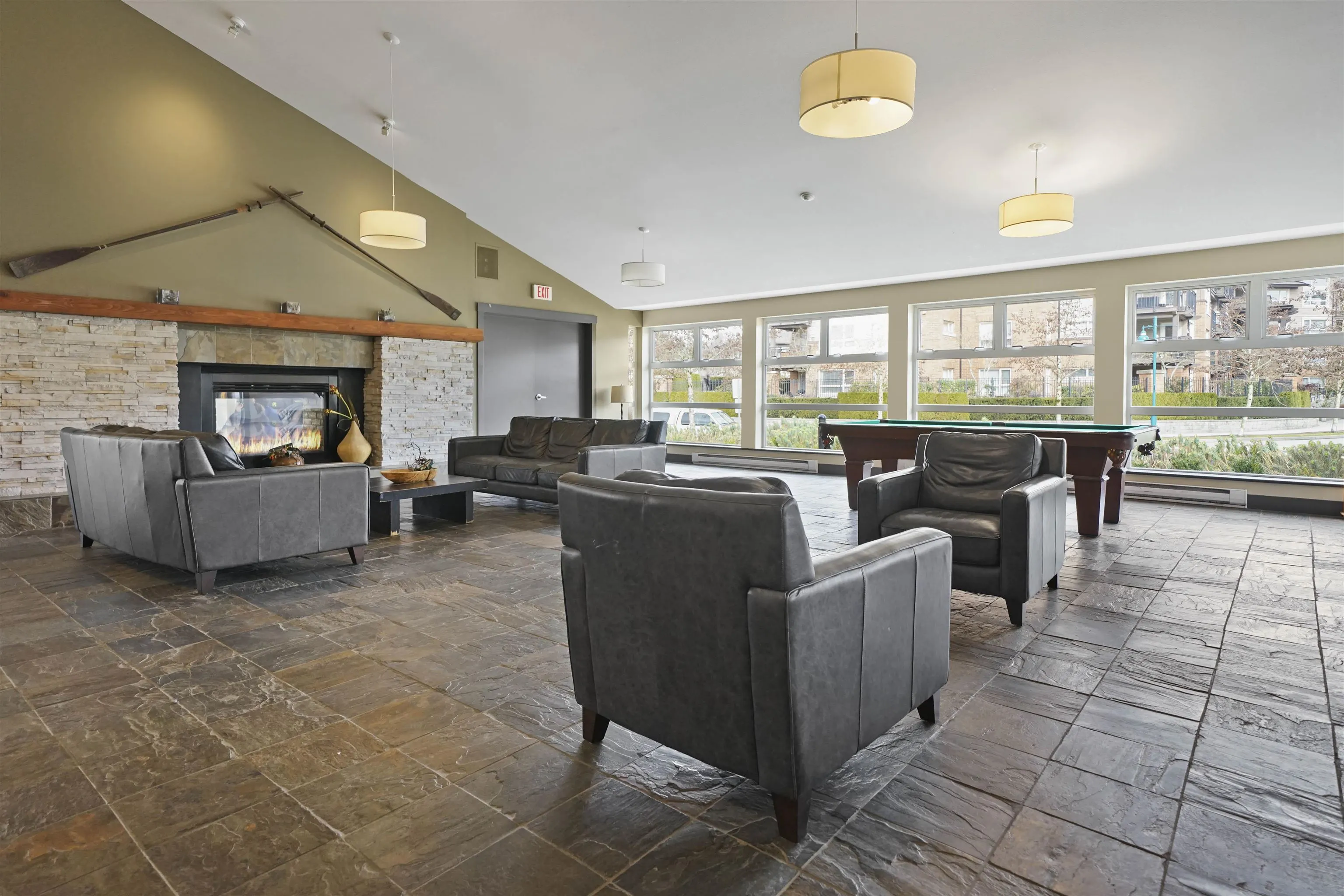 315 701 Klahanie Drive