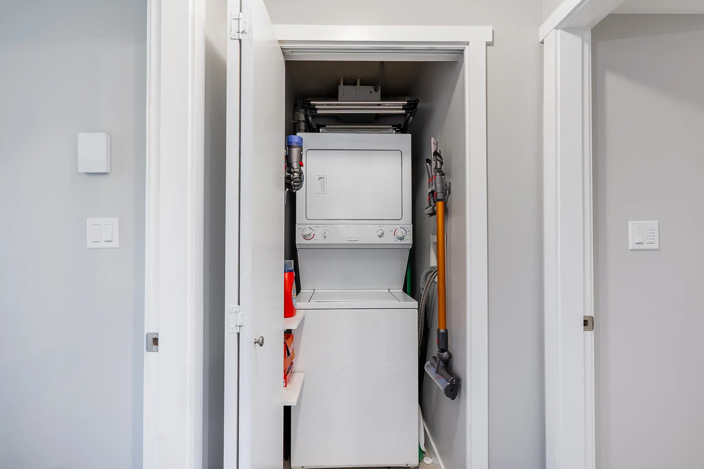 315 701 Klahanie Drive