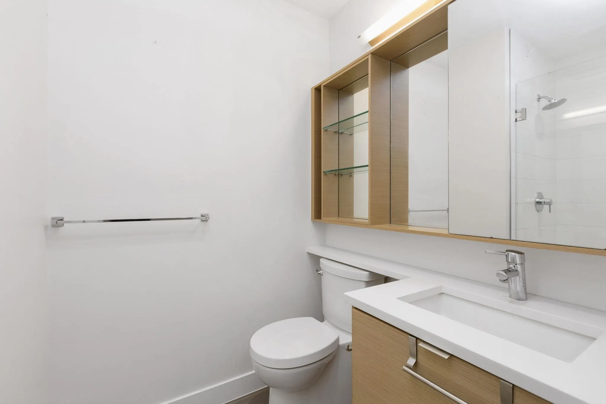 309 2528 Collingwood Street