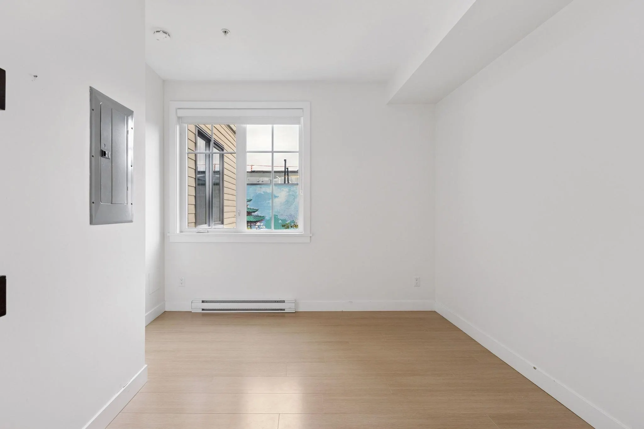 309 2528 Collingwood Street