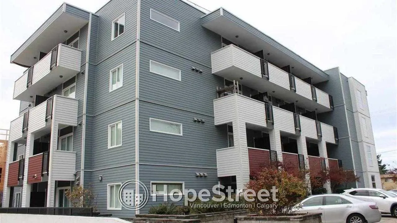 405 13678 Grosvenor Road