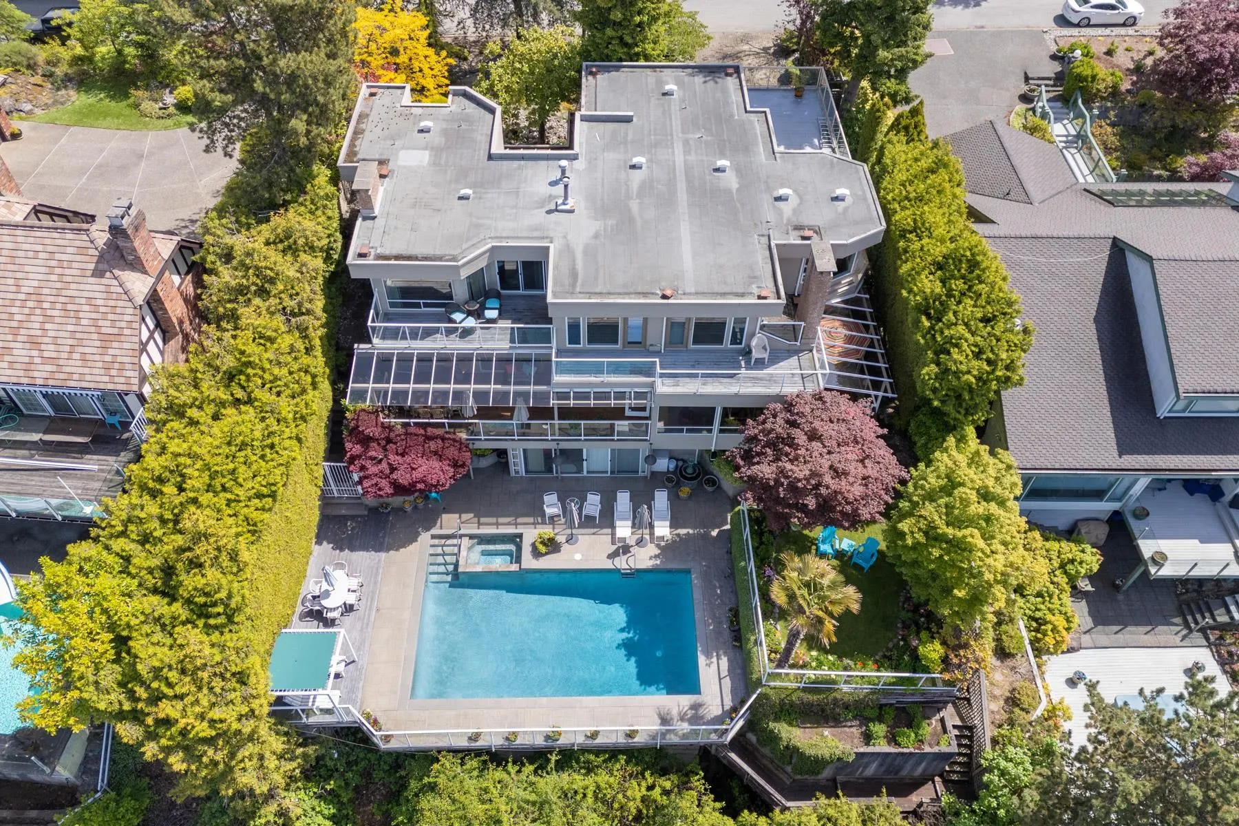 4729 Woodburn Road