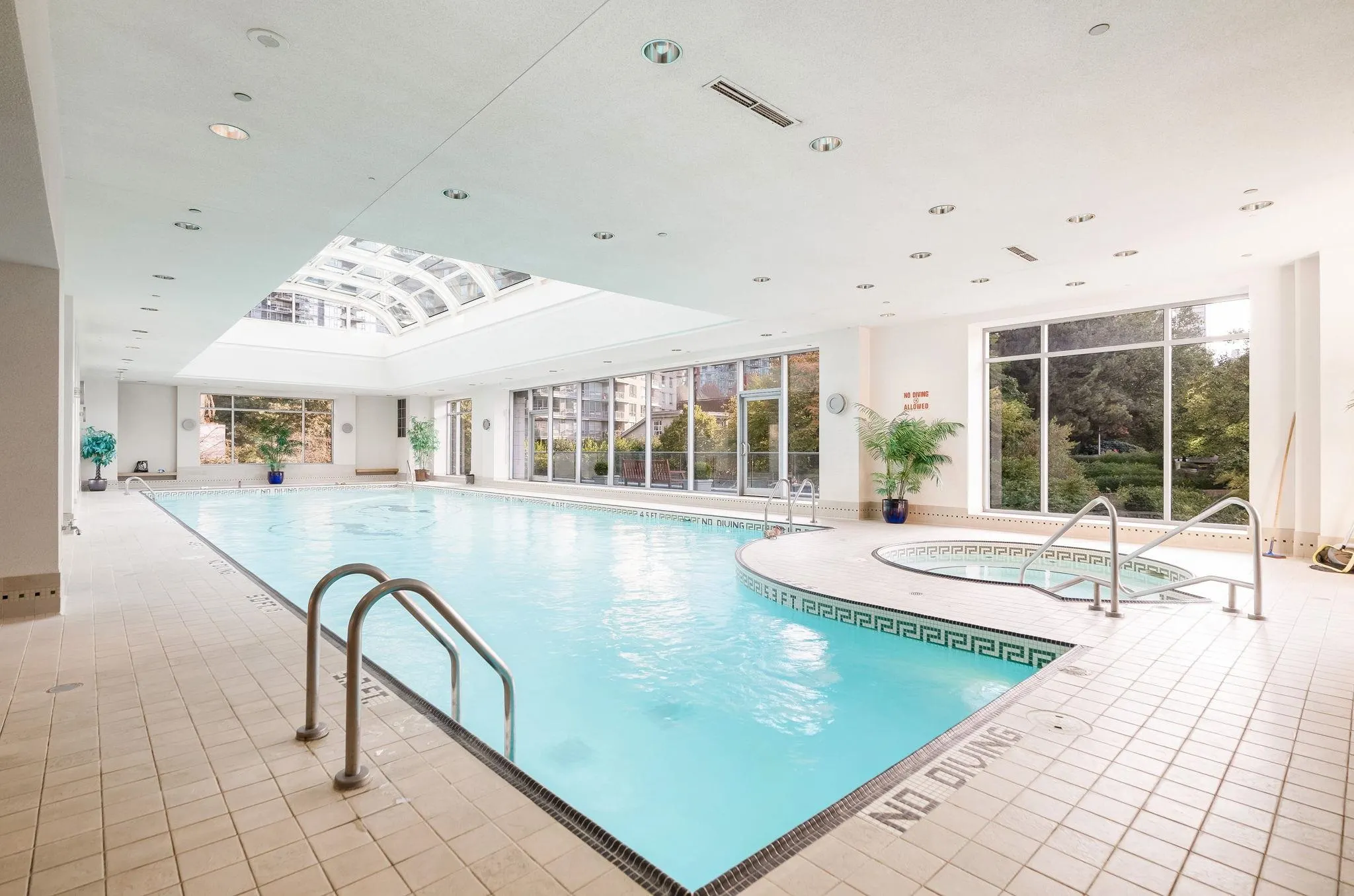 1503 323 Jervis Street