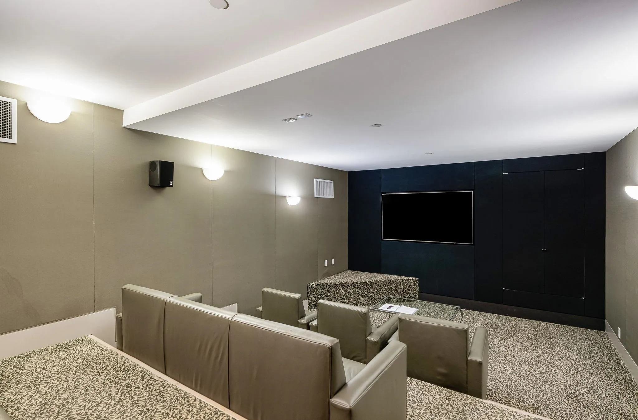 1503 323 Jervis Street