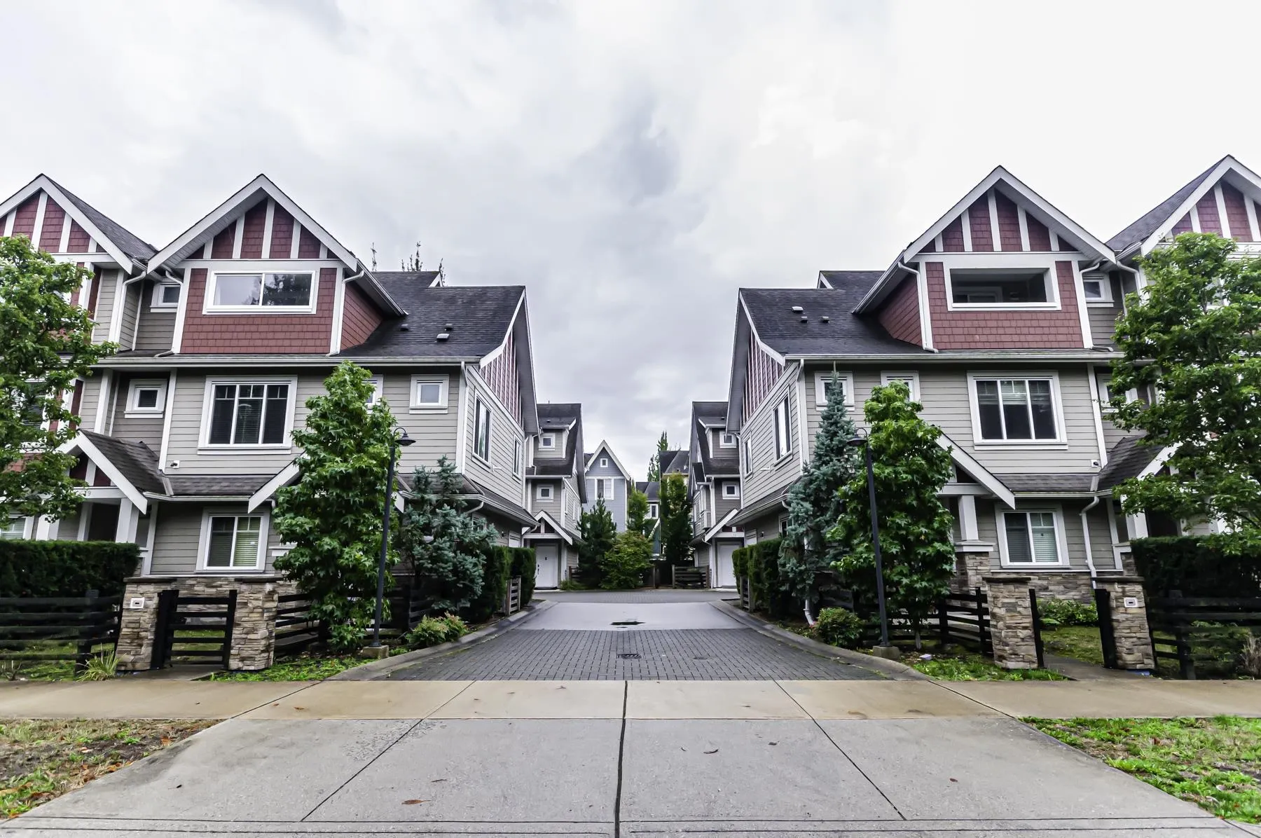 8 9780 General Currie Road
