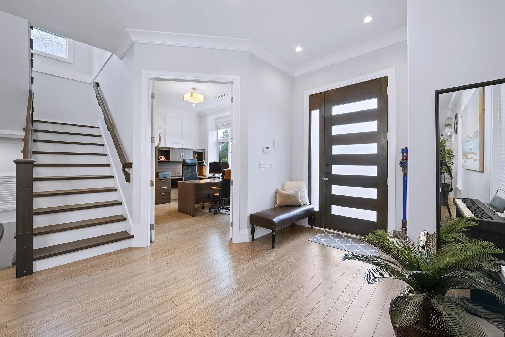 1370 Ross Road