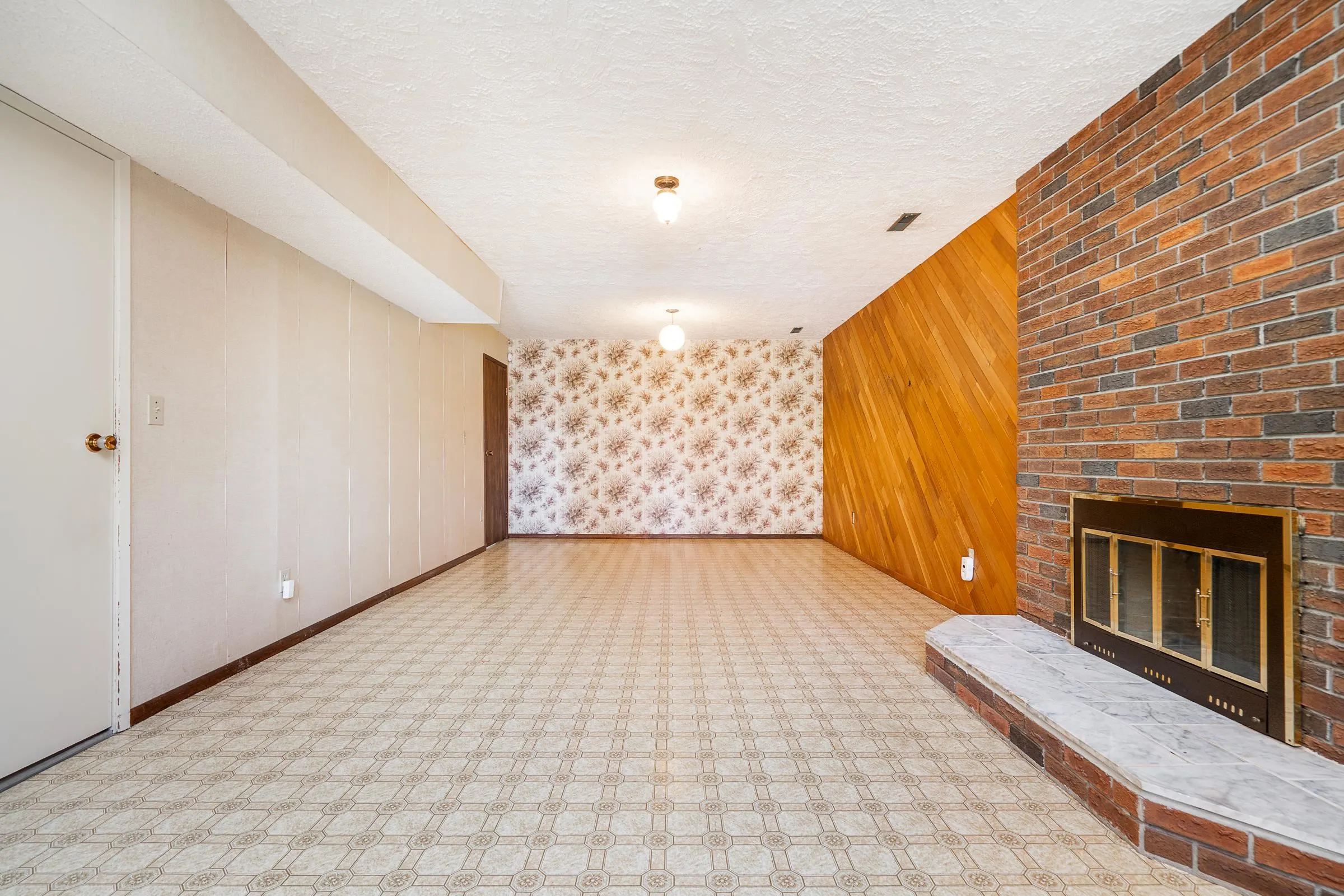 5 Tuxedo Place