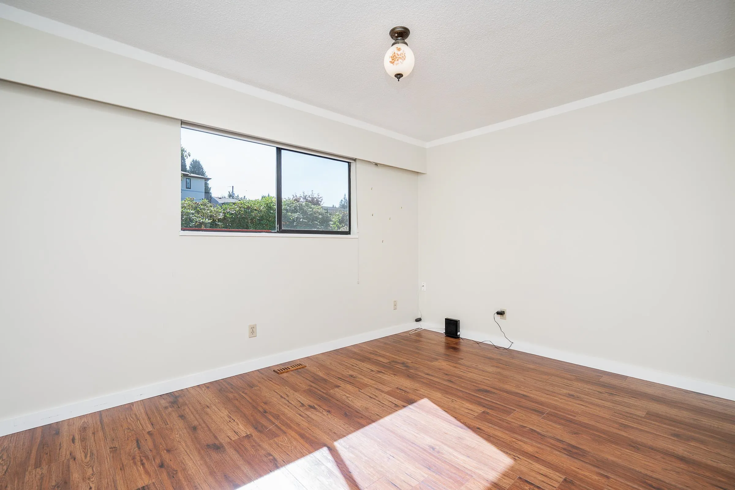 5 Tuxedo Place