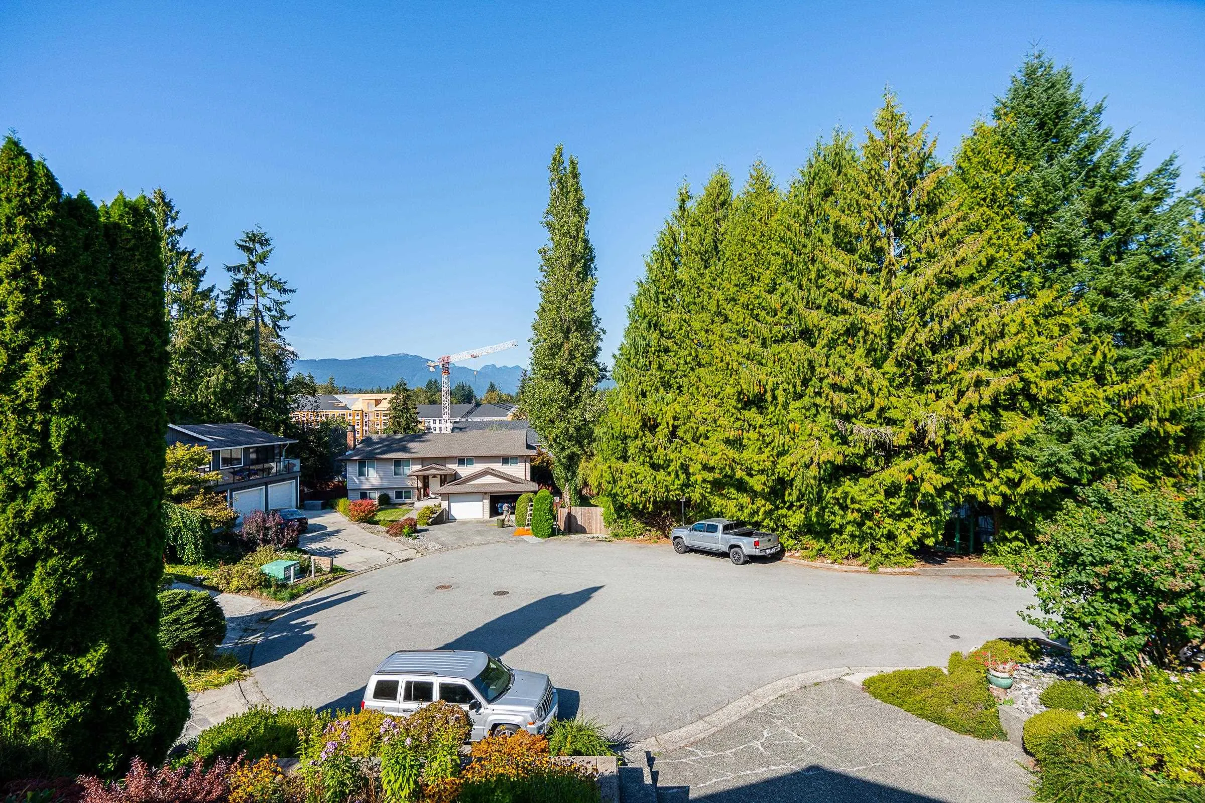 5 Tuxedo Place