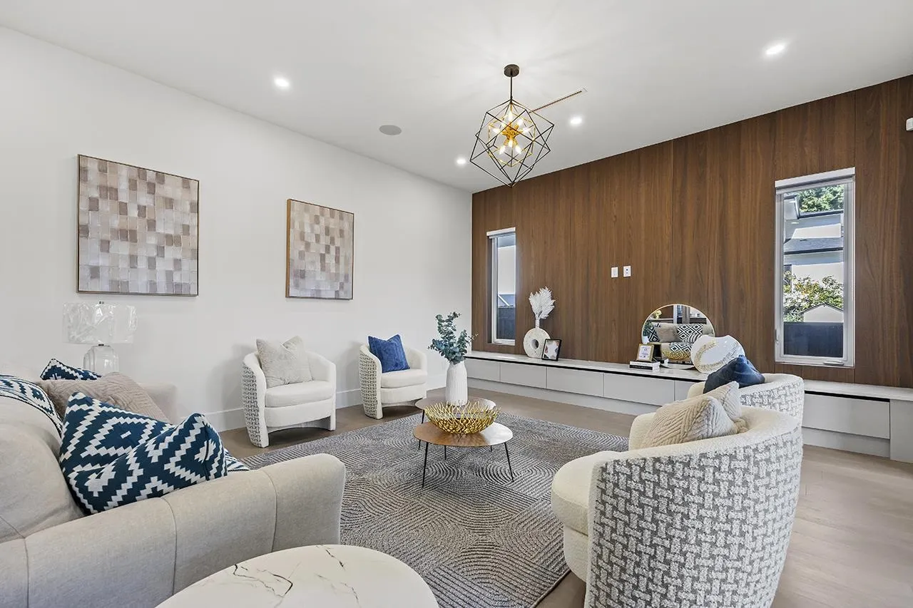 687 Folsom Street