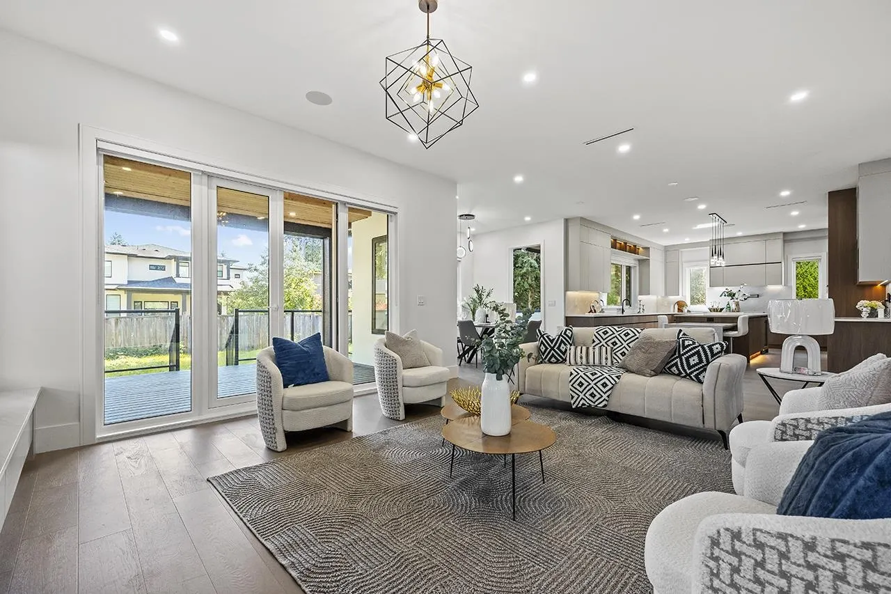 687 Folsom Street