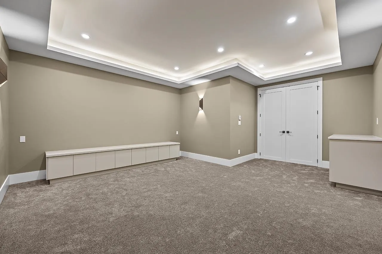 687 Folsom Street