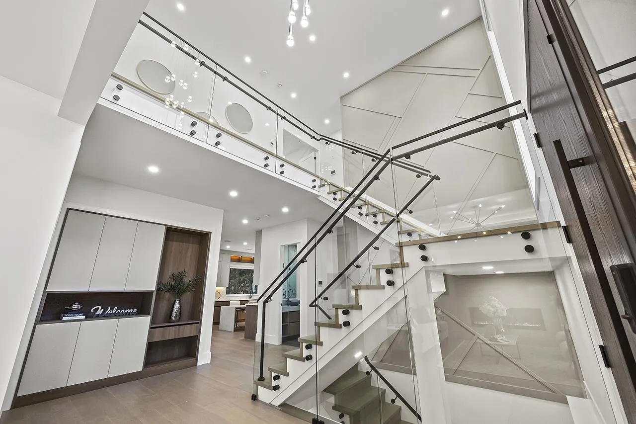 687 Folsom Street