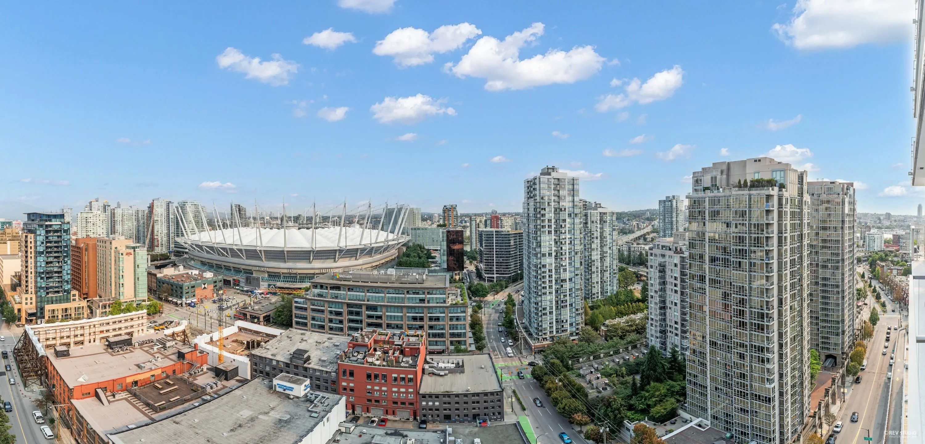 2103 885 Cambie Street