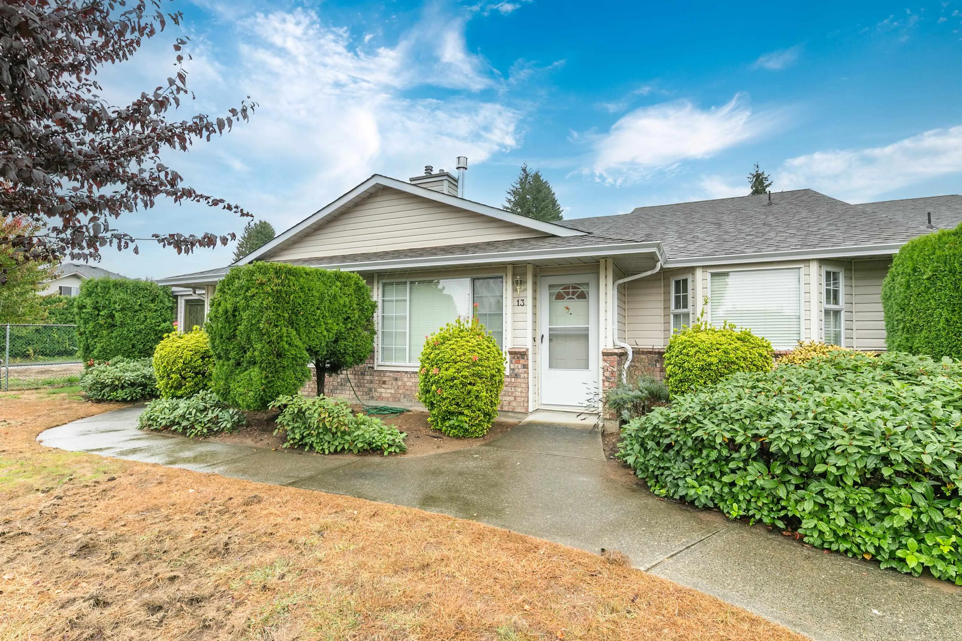 13 19249 Hammond Road