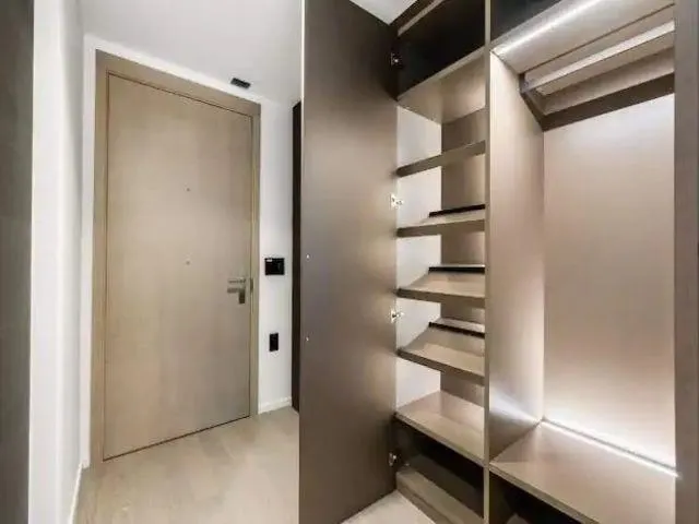 1304 1482 Robson Street