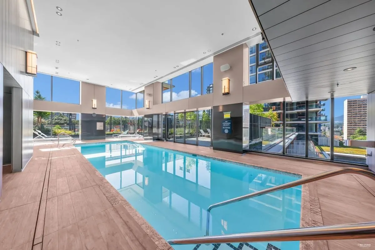 1304 1482 Robson Street