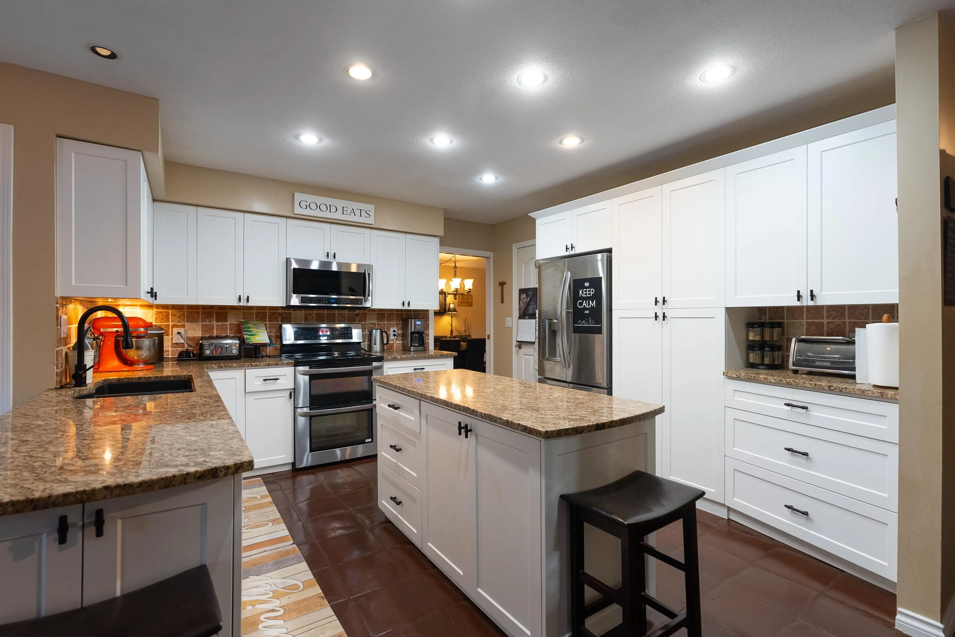 318 Roche Point Drive
