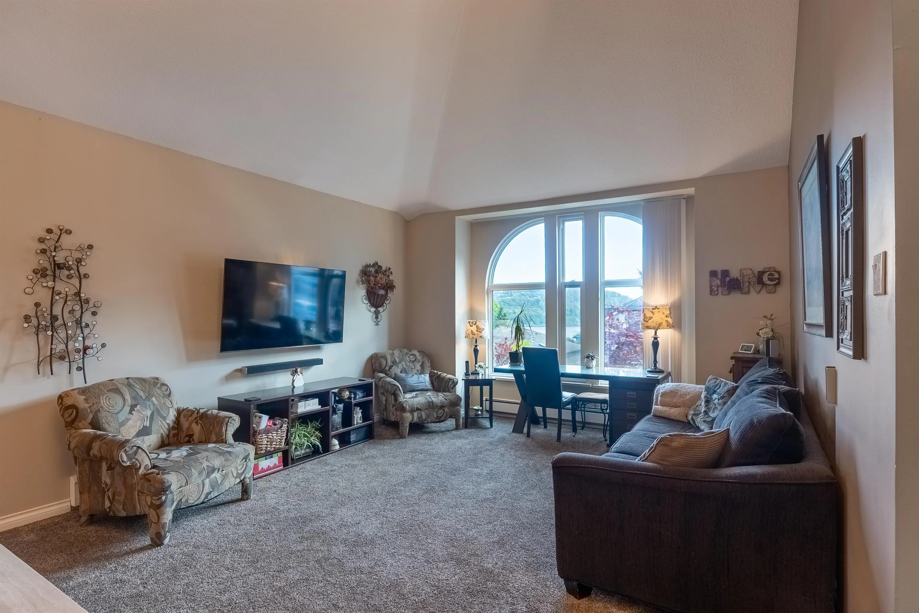318 Roche Point Drive