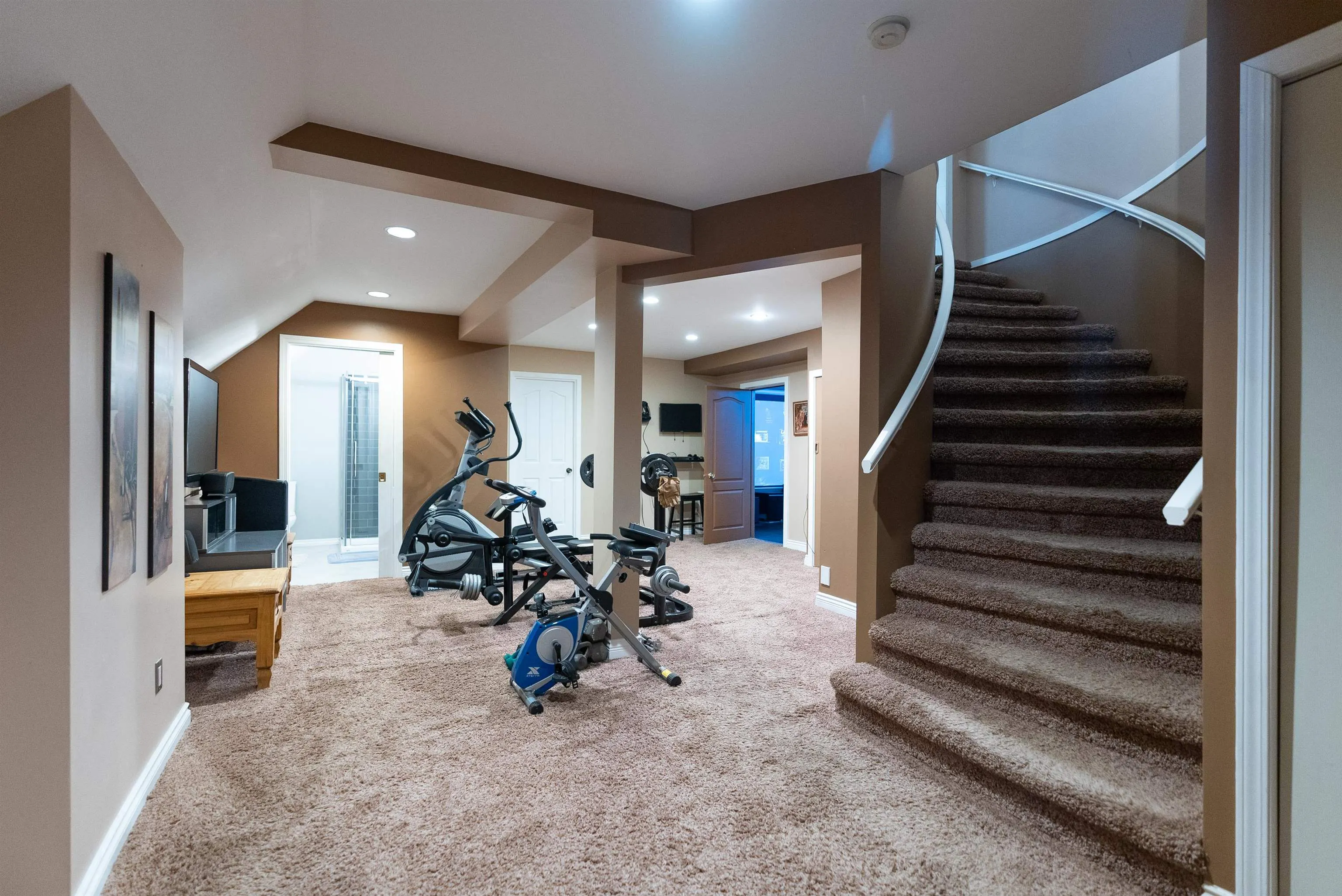 318 Roche Point Drive