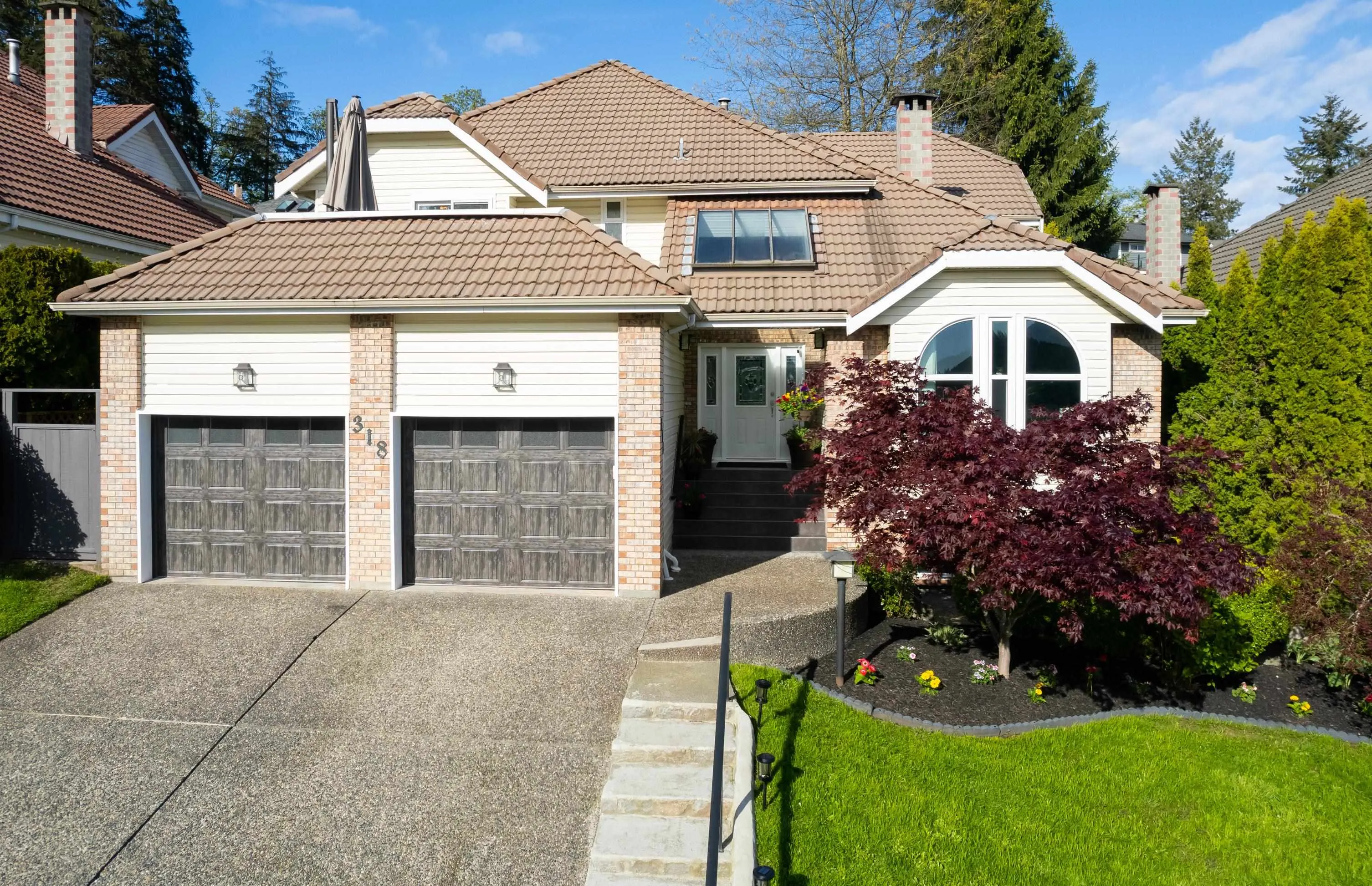 318 Roche Point Drive