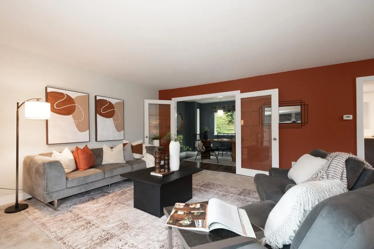 3164 Pier Drive