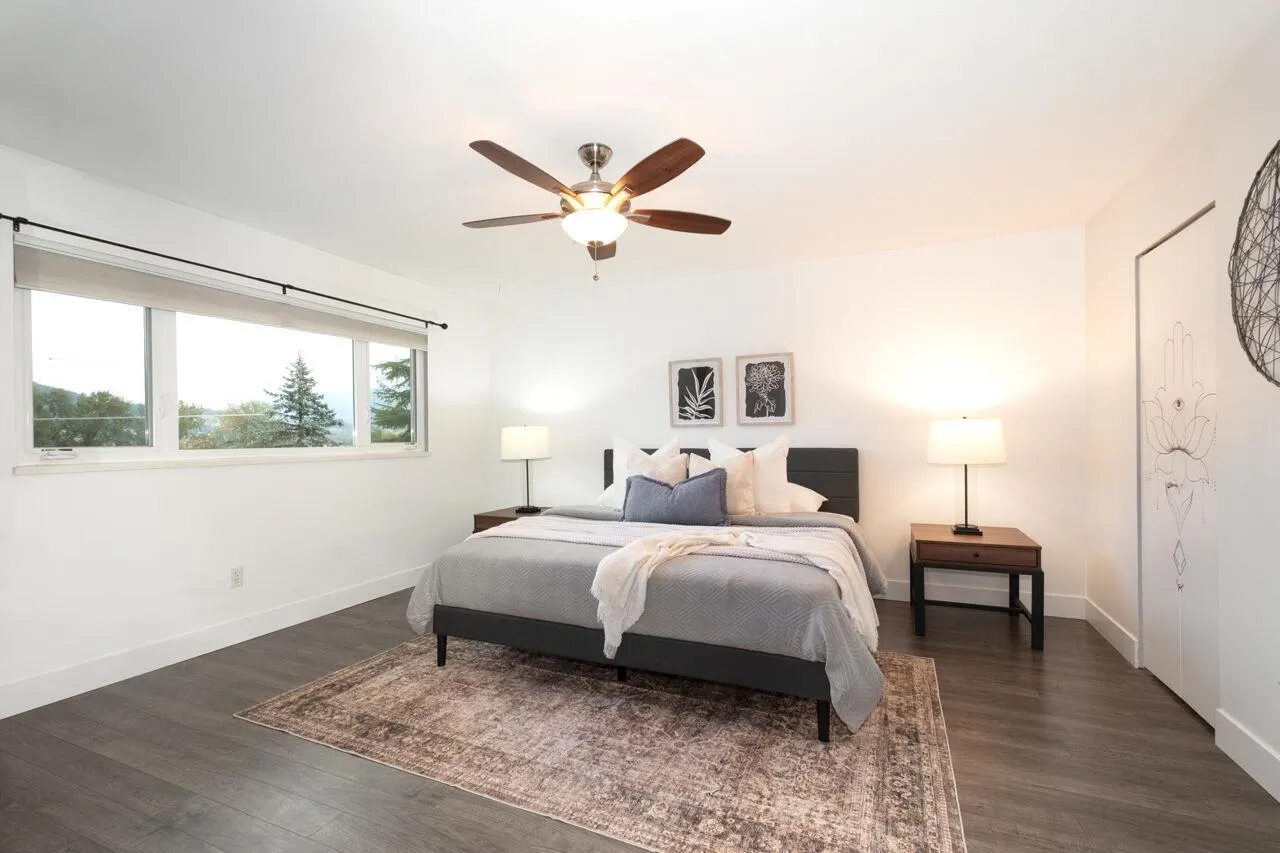 3164 Pier Drive