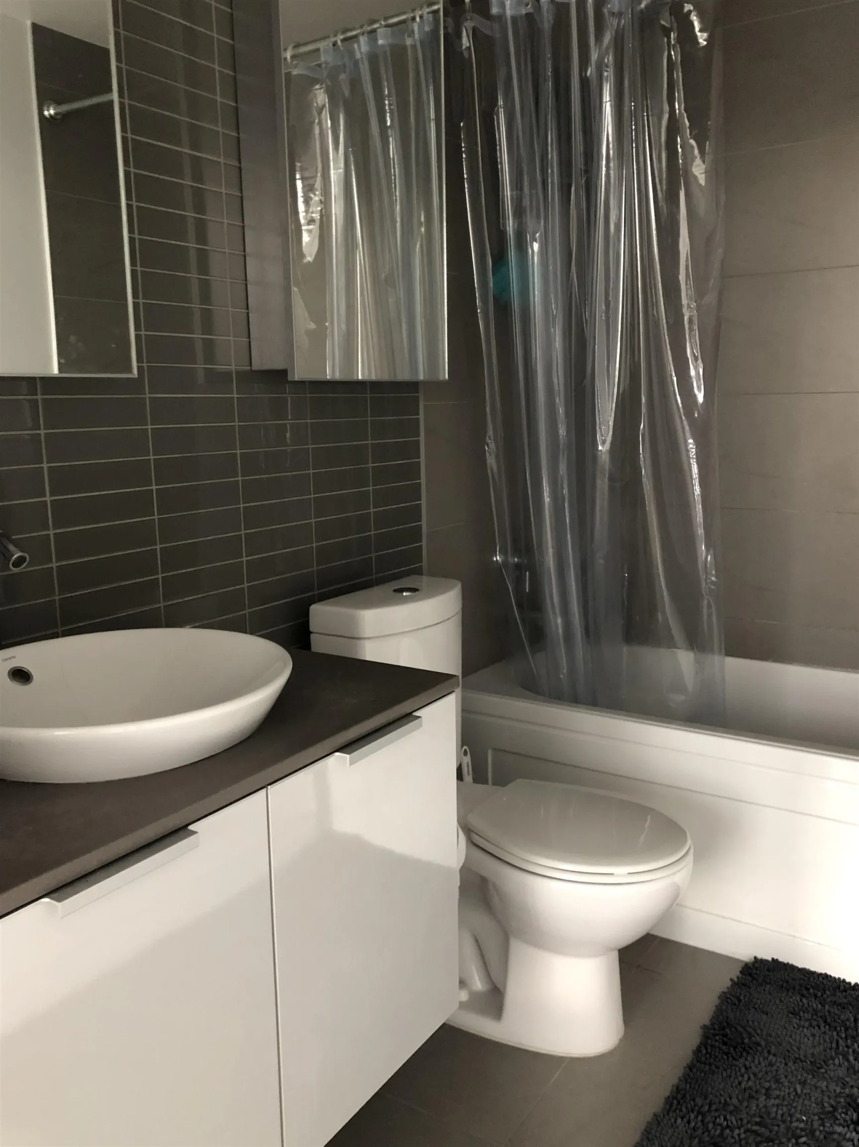 2908 128 W Cordova Street