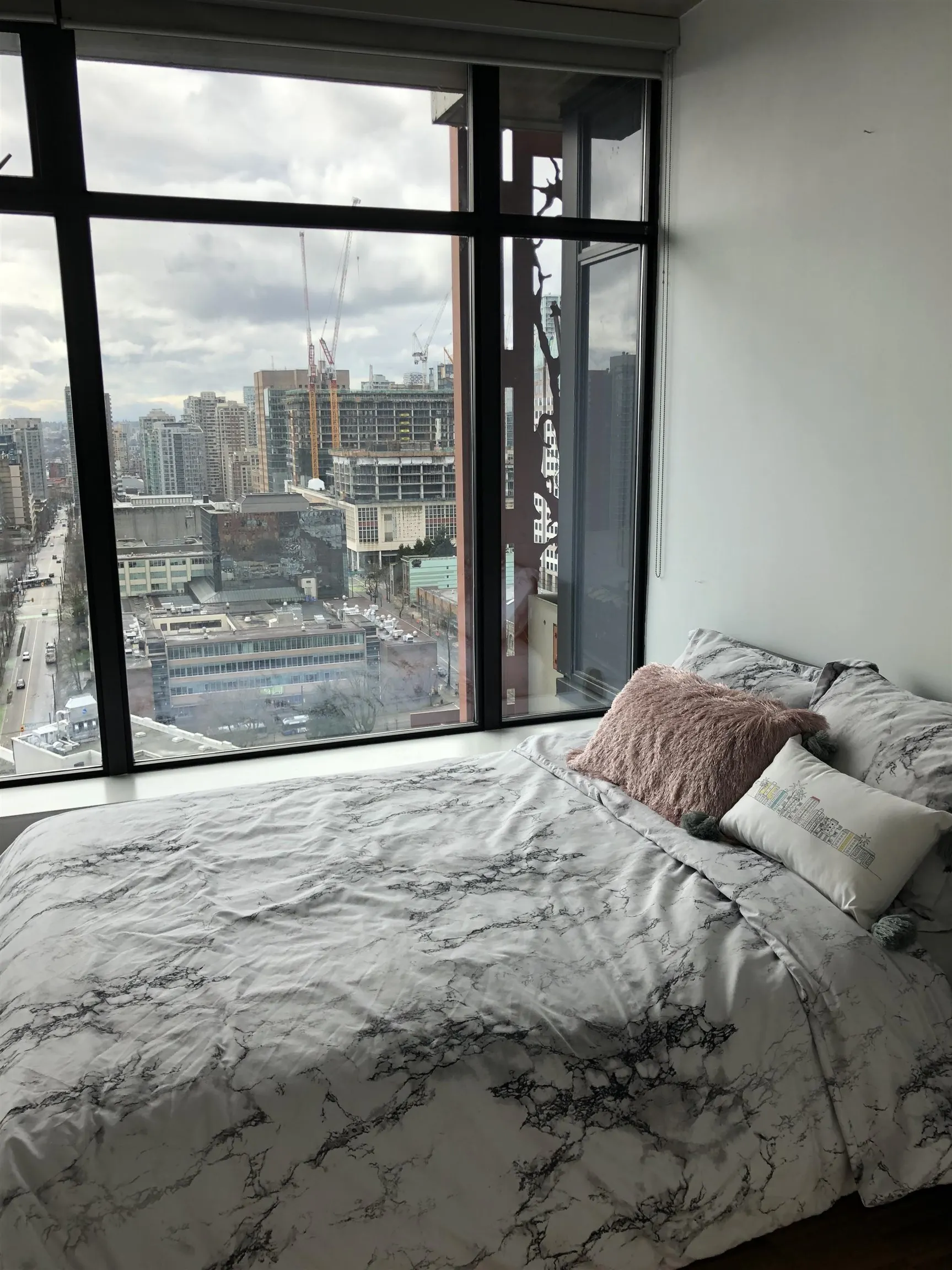 2908 128 W Cordova Street