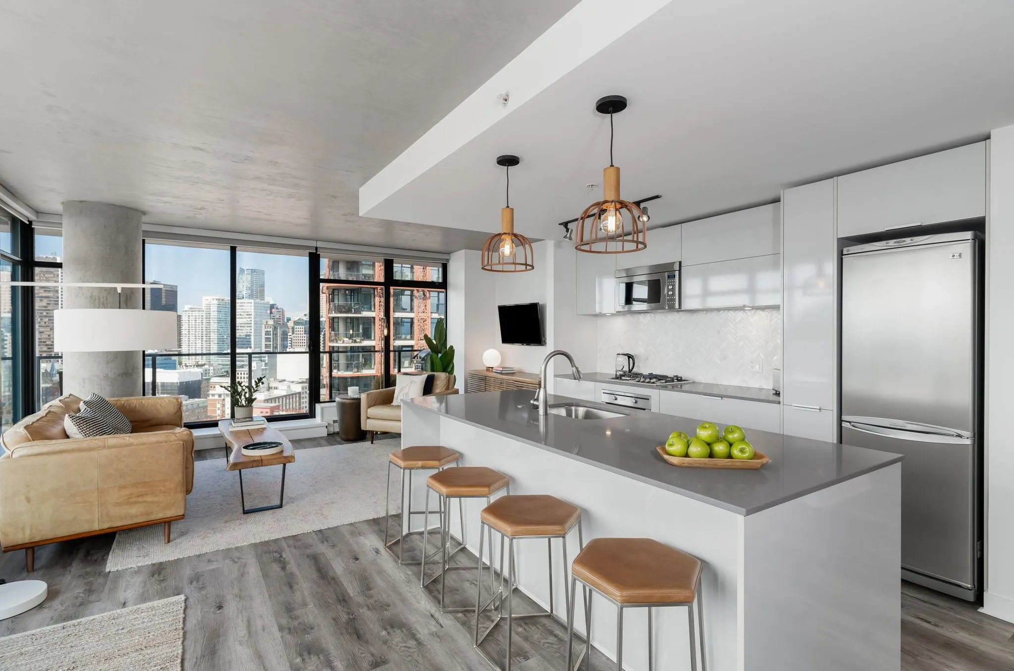 2705 108 W Cordova Street