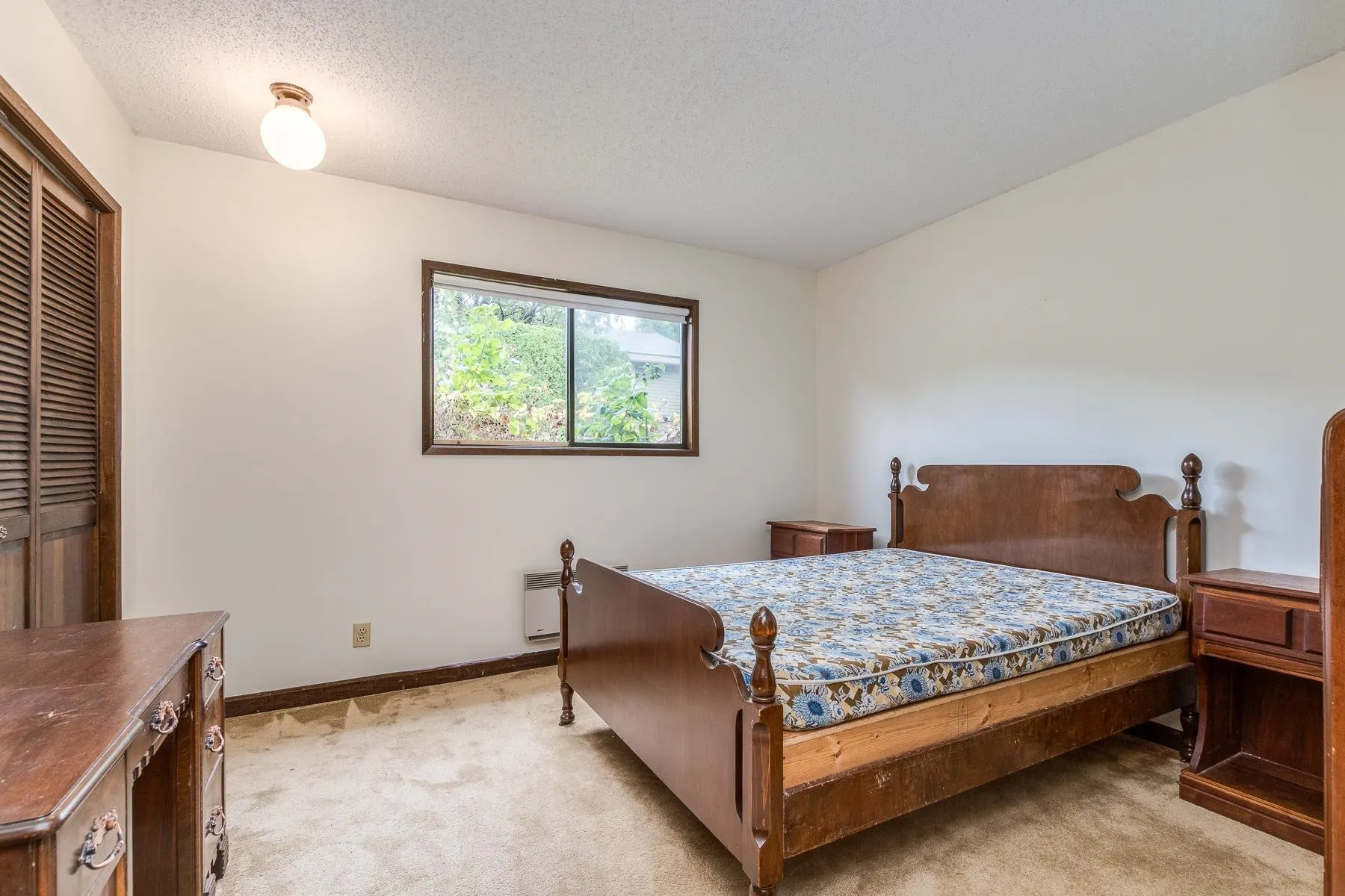 11734 Alderwood Crescent