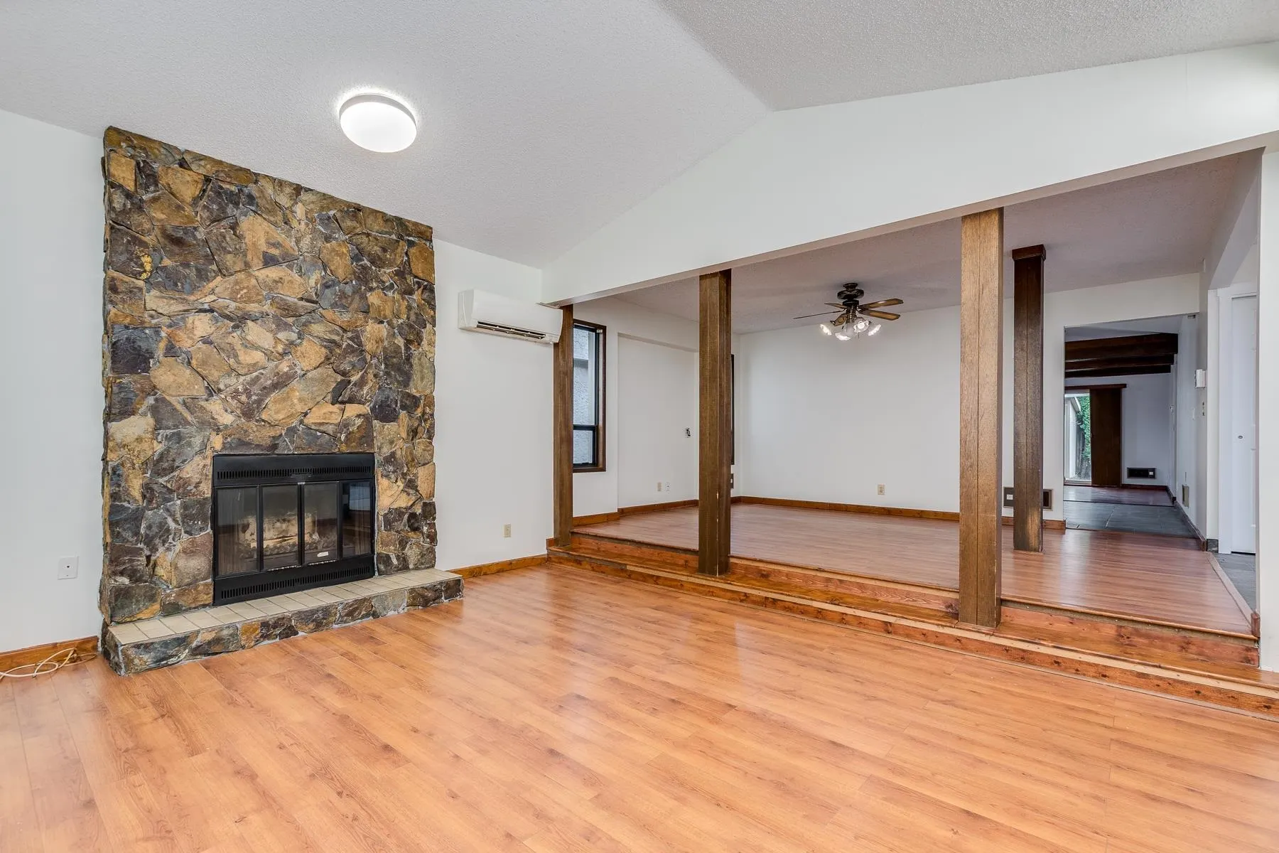 11734 Alderwood Crescent