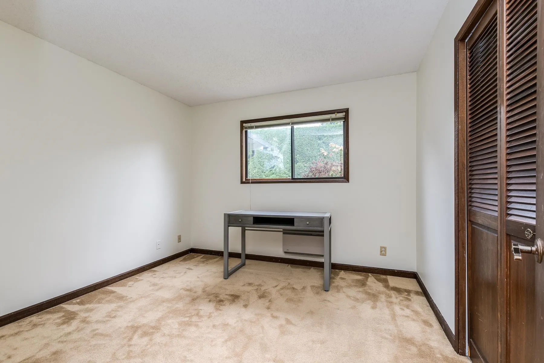 11734 Alderwood Crescent