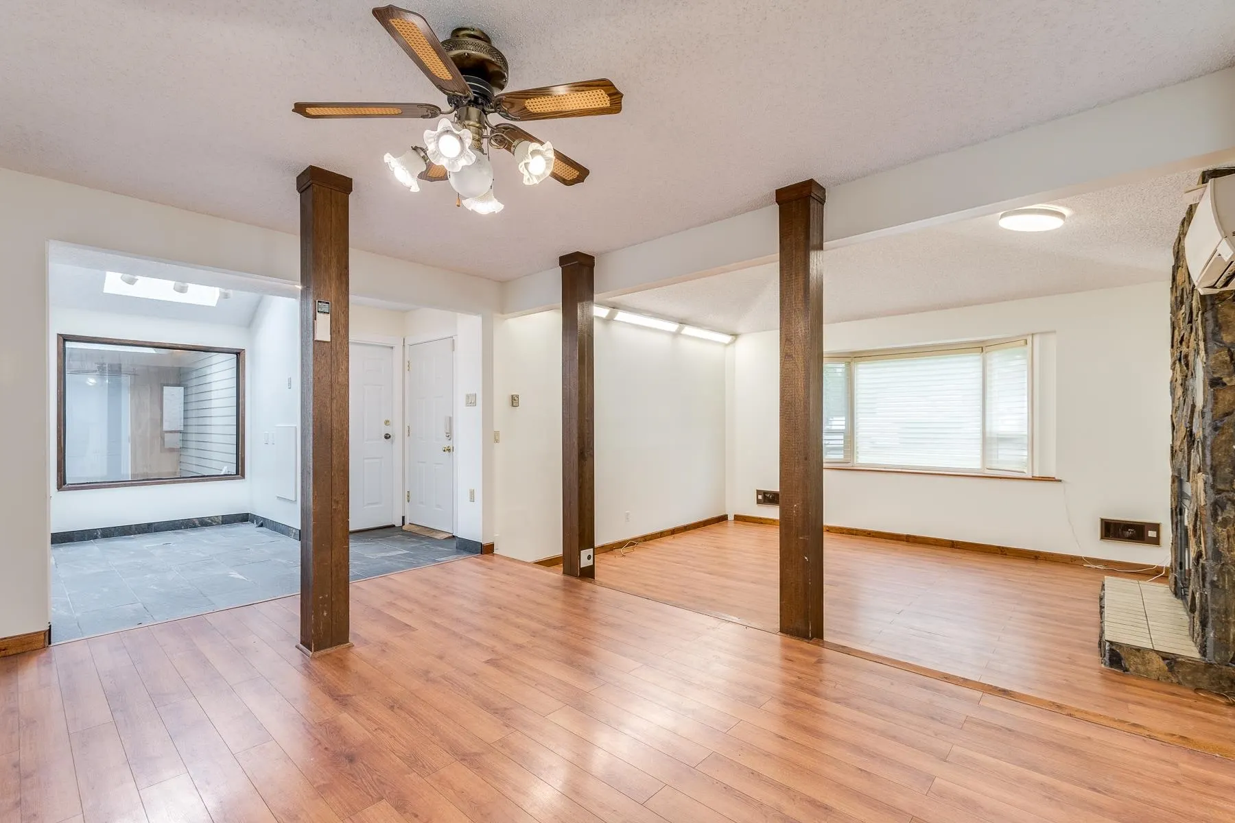 11734 Alderwood Crescent