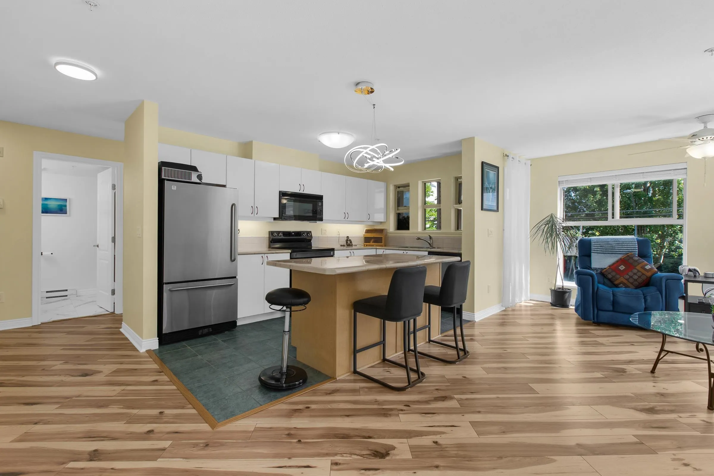 202 20237 54 Avenue