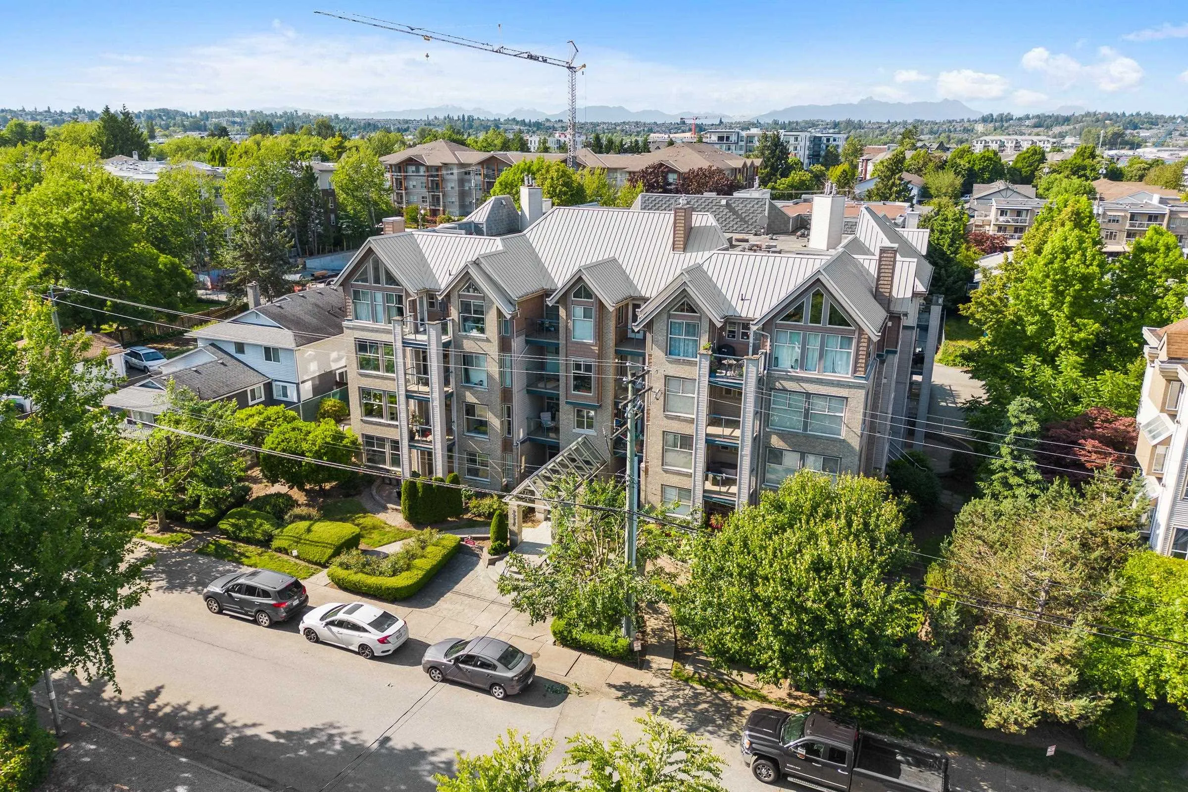 202 20237 54 Avenue