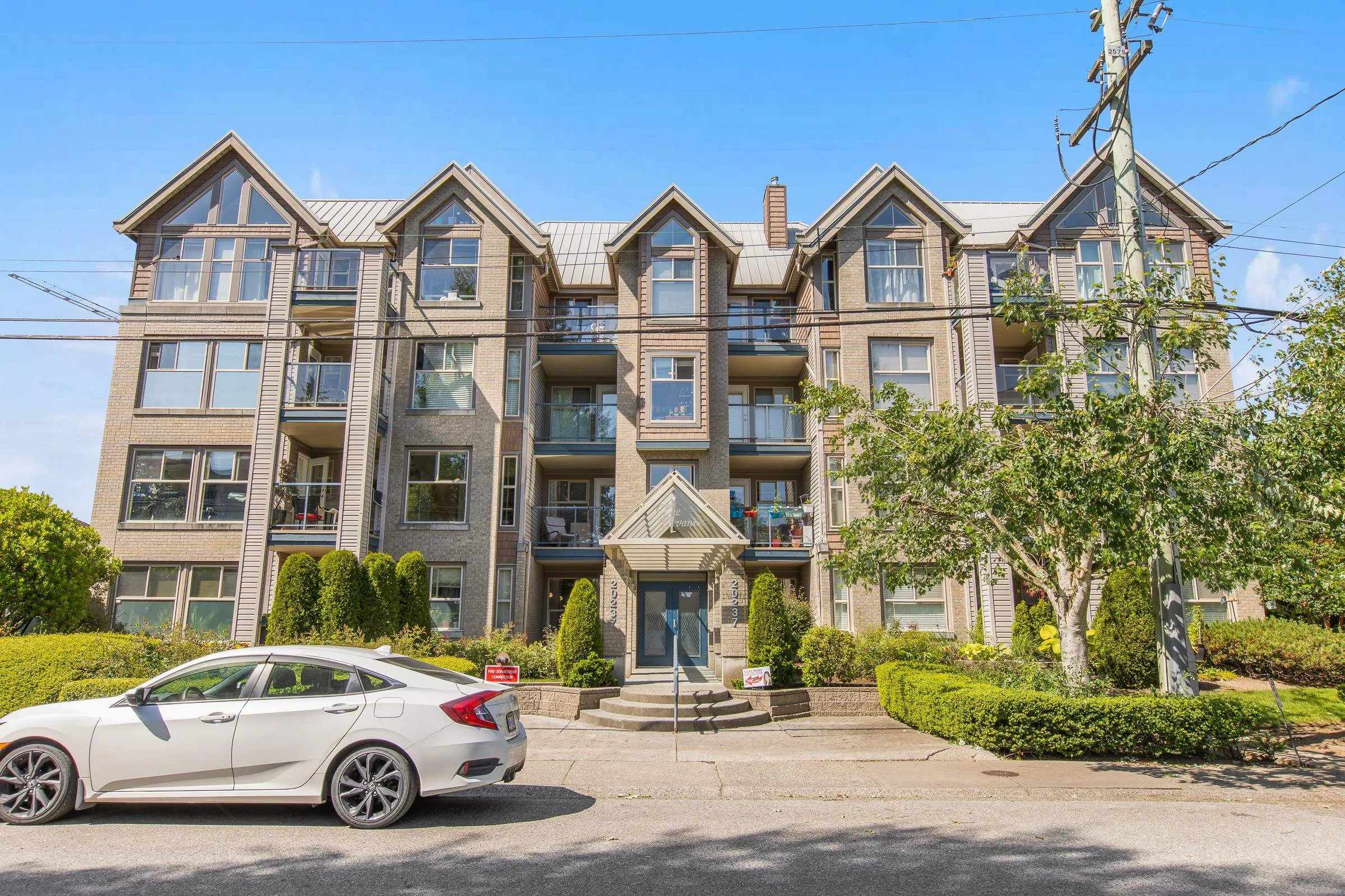 202 20237 54 Avenue