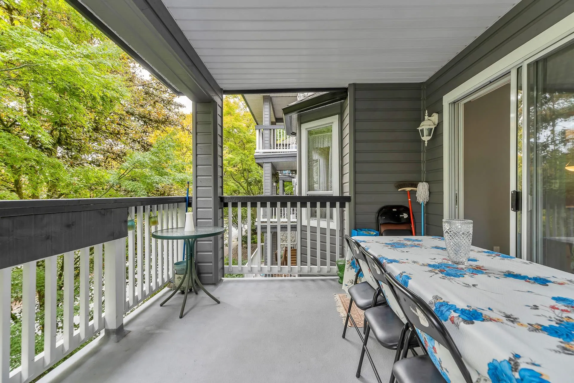 206 1150 Lynn Valley Road