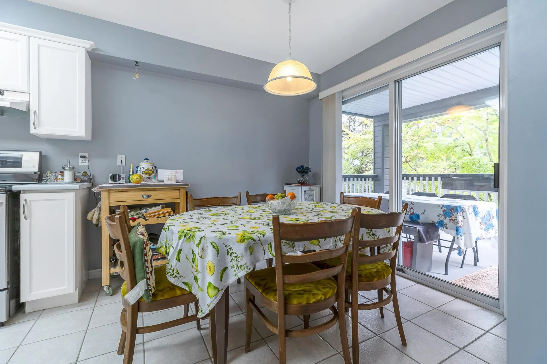 206 1150 Lynn Valley Road