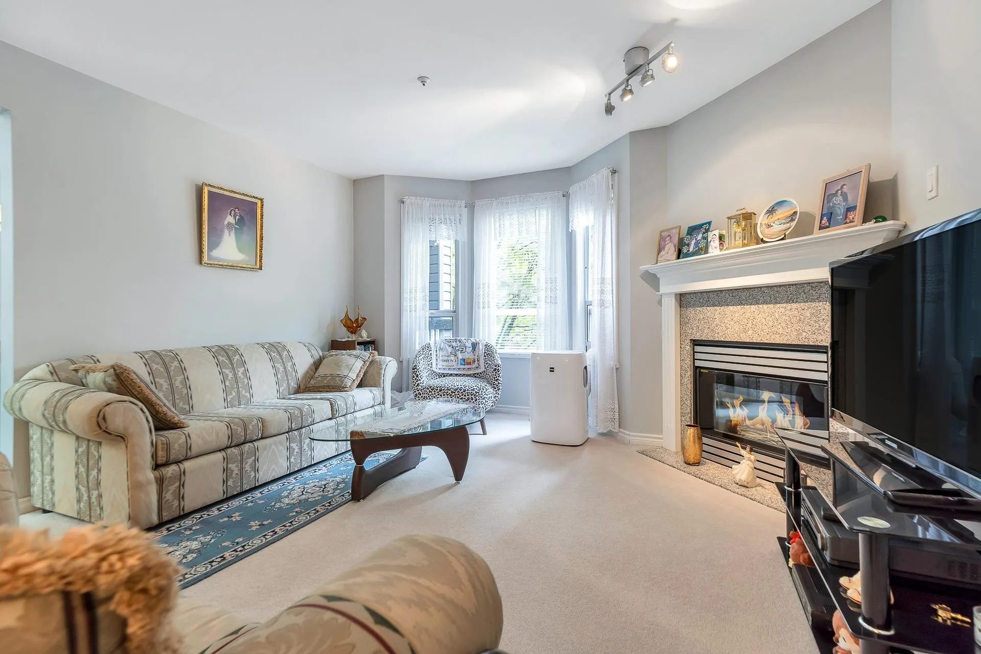 206 1150 Lynn Valley Road