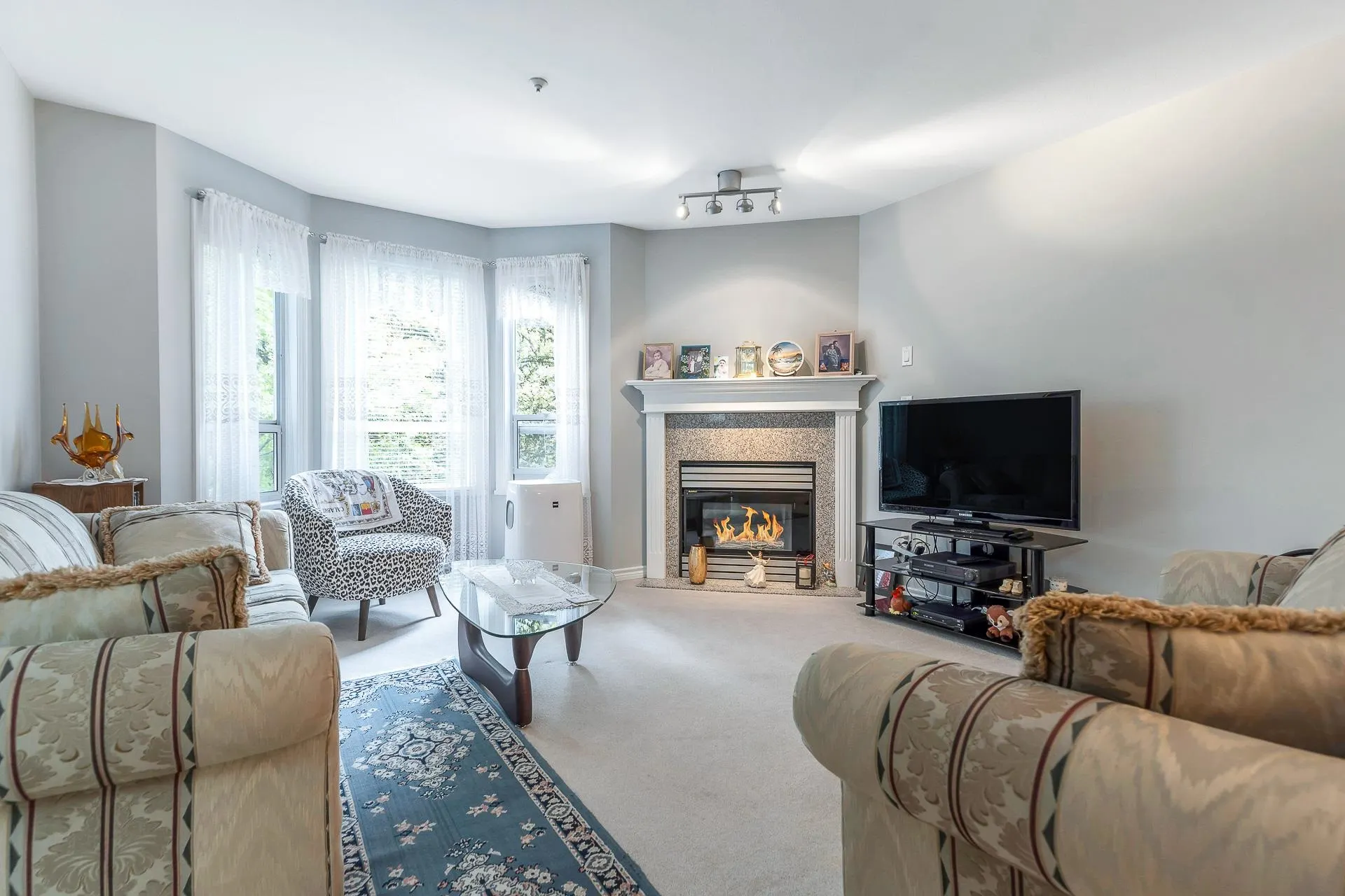 206 1150 Lynn Valley Road