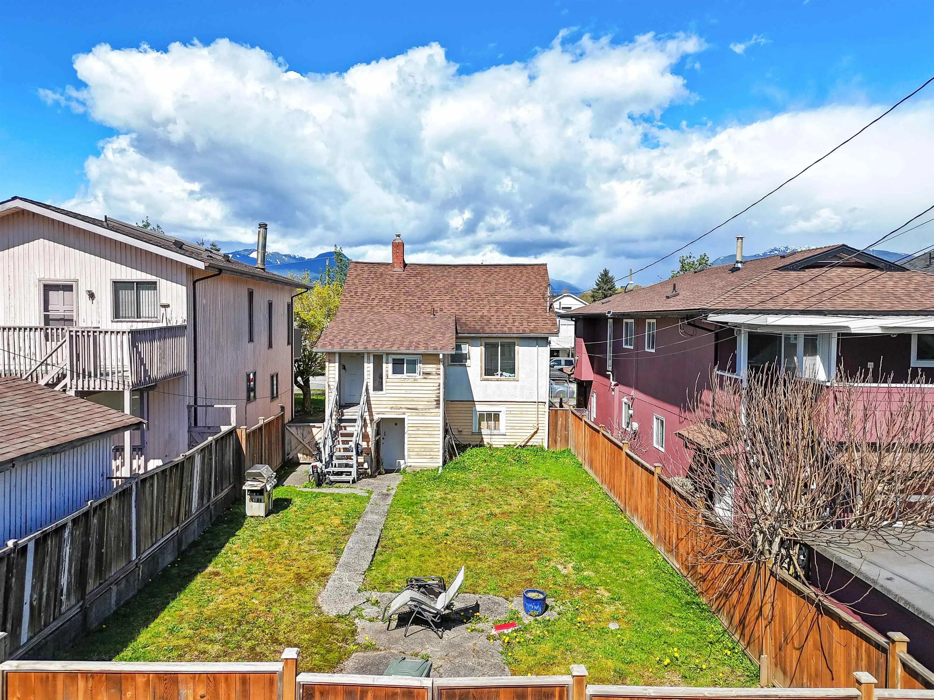 3318 William Street
