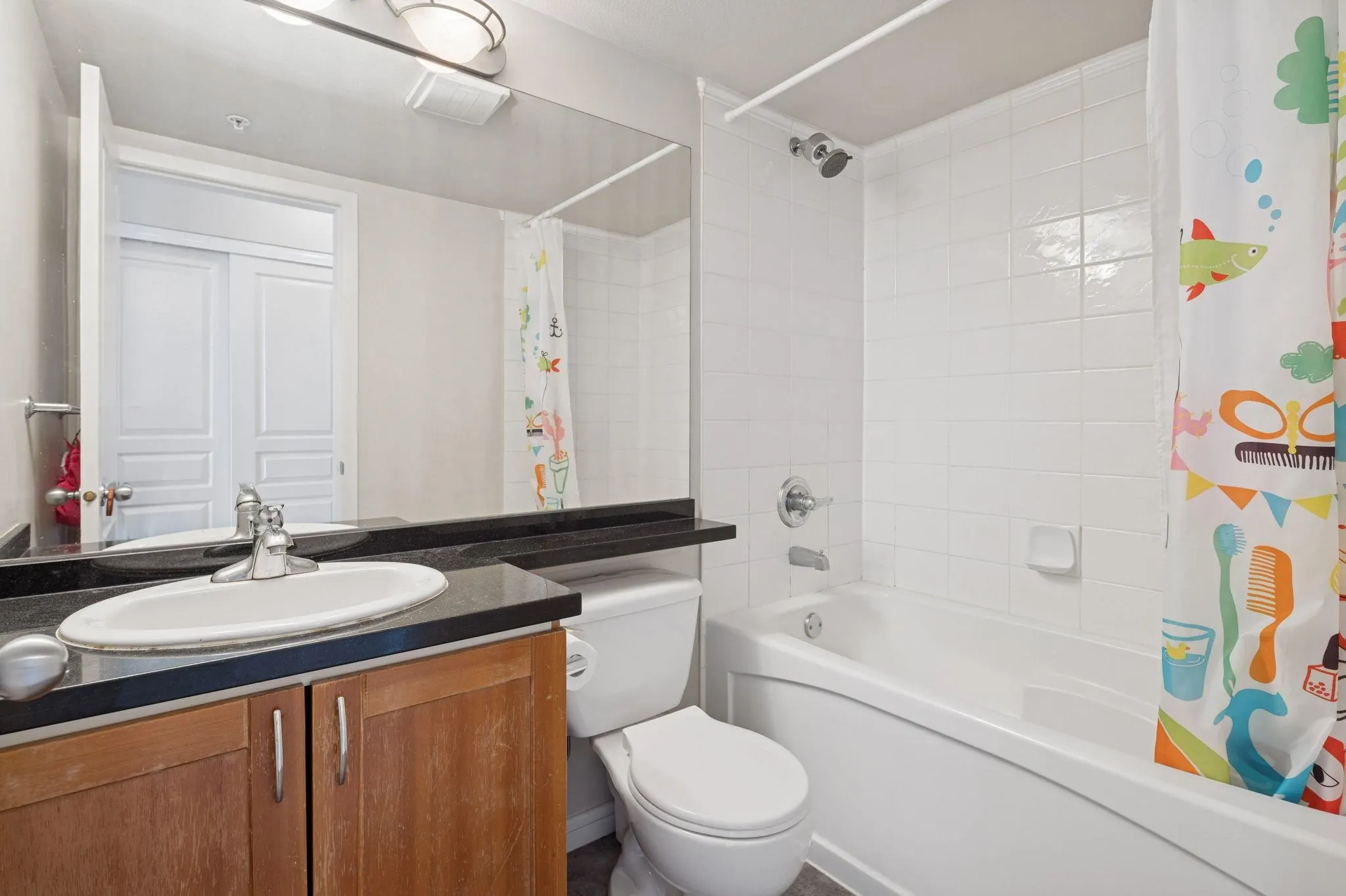 311 3727 W 10th Avenue