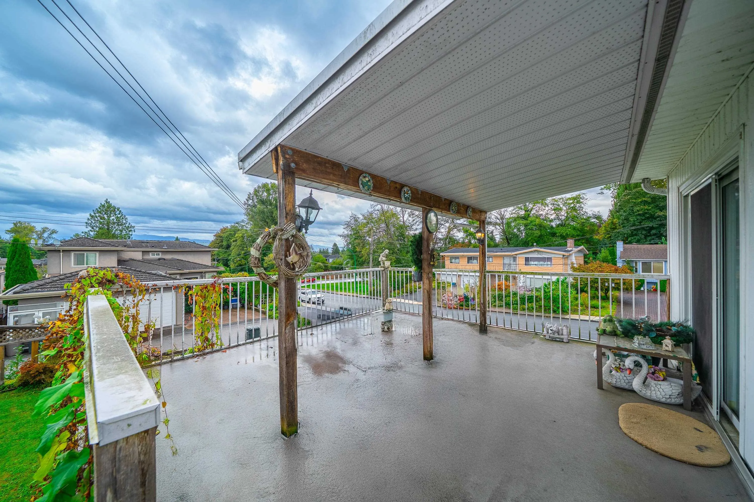 4277 Castlewood Crescent