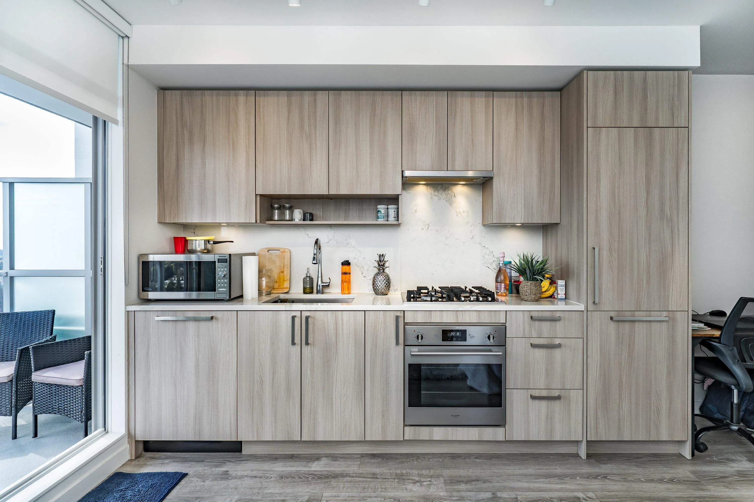 2809 13350 Central Avenue