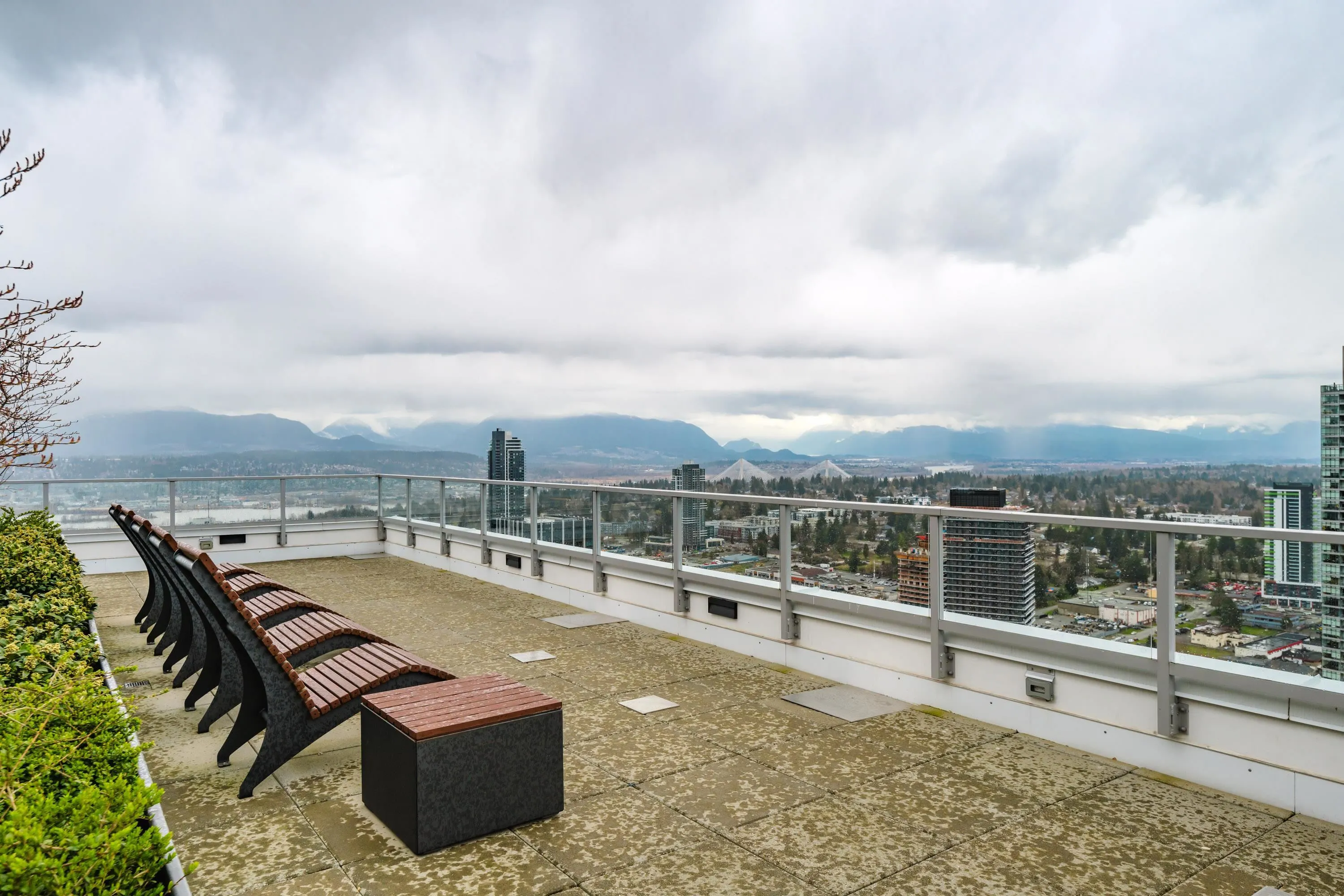 2809 13350 Central Avenue