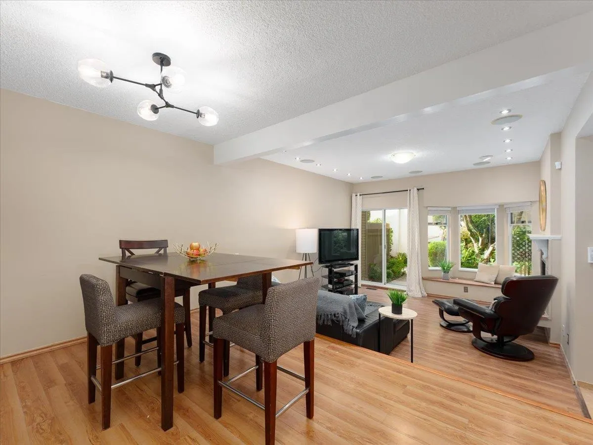 8804 Robins Court