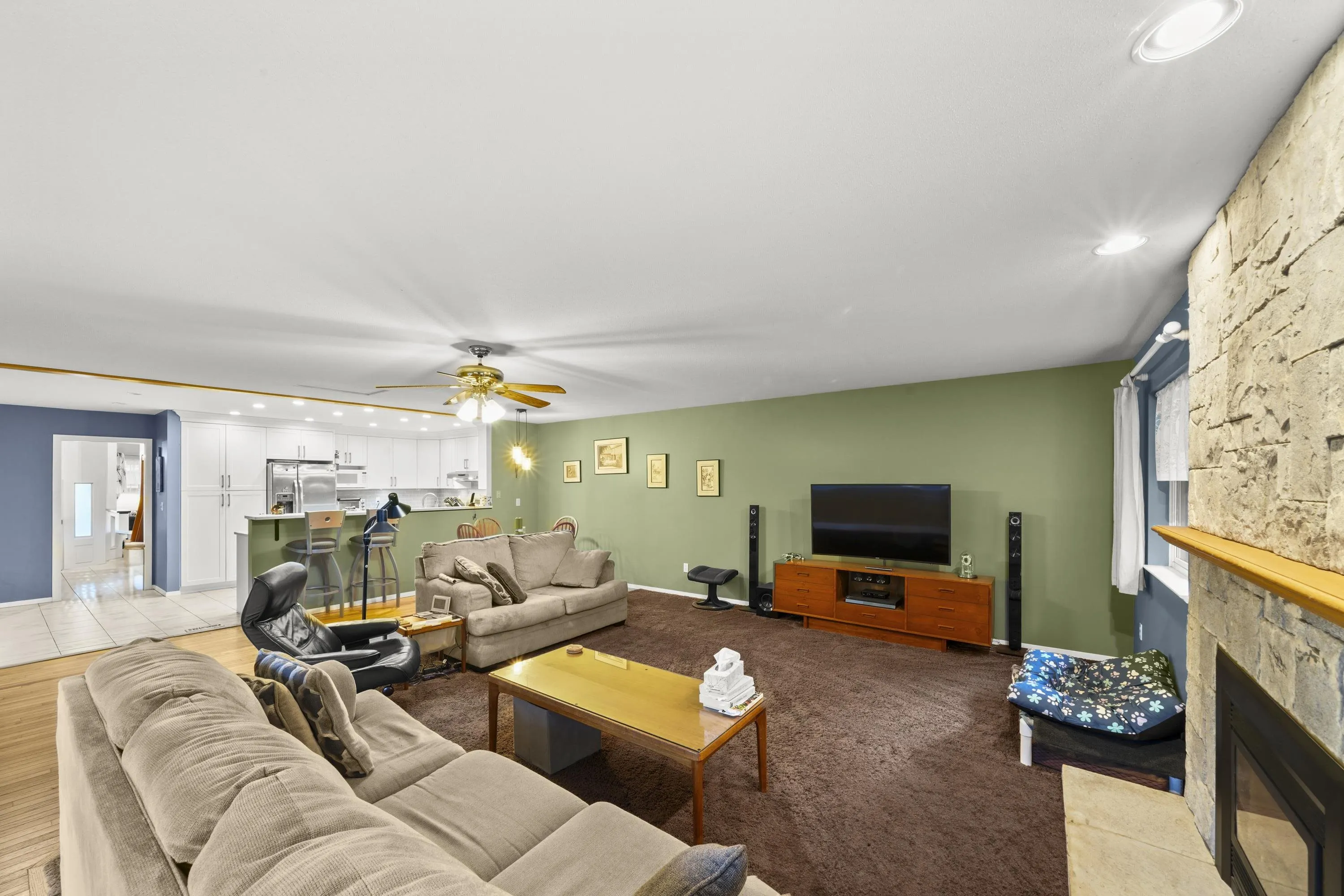 19607 Somerset Drive