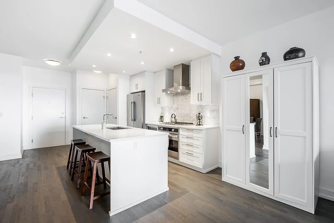 405 1420 Johnston Road