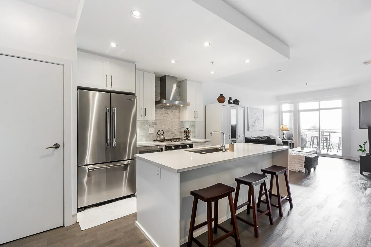 405 1420 Johnston Road